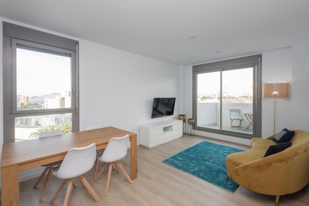 Casa Vacacional Isis Con Piscina Διαμέρισμα Λας Πάλμας ντε Γκραν Κανάρια Εξωτερικό φωτογραφία